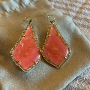 Alexandra Texas Exclusive Coral Illusion